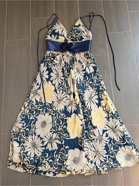 BCBG Navy and Cream Floral Silk Dress with Satin Waistband